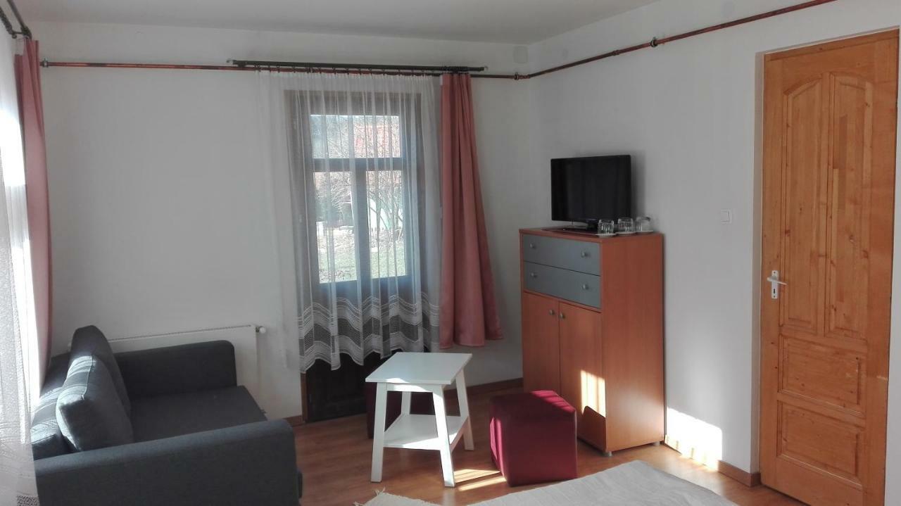 Zempleni Pitvaros Piheno Telkibanya Bagian luar foto